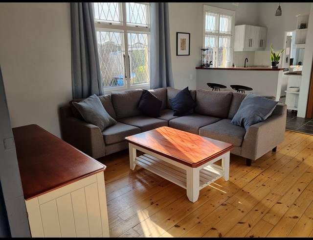1 BEDROOM APARTMENT RENTED IN PARK HILL